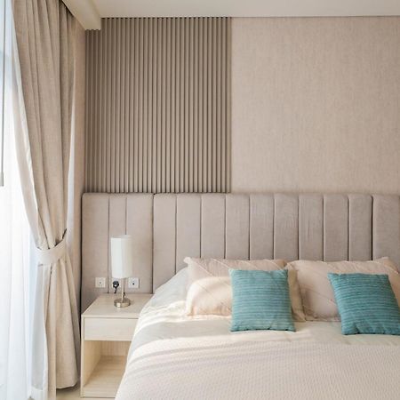 Studio With Pool And Private Beach Access On Palm Jumeirah Dubaj Kültér fotó