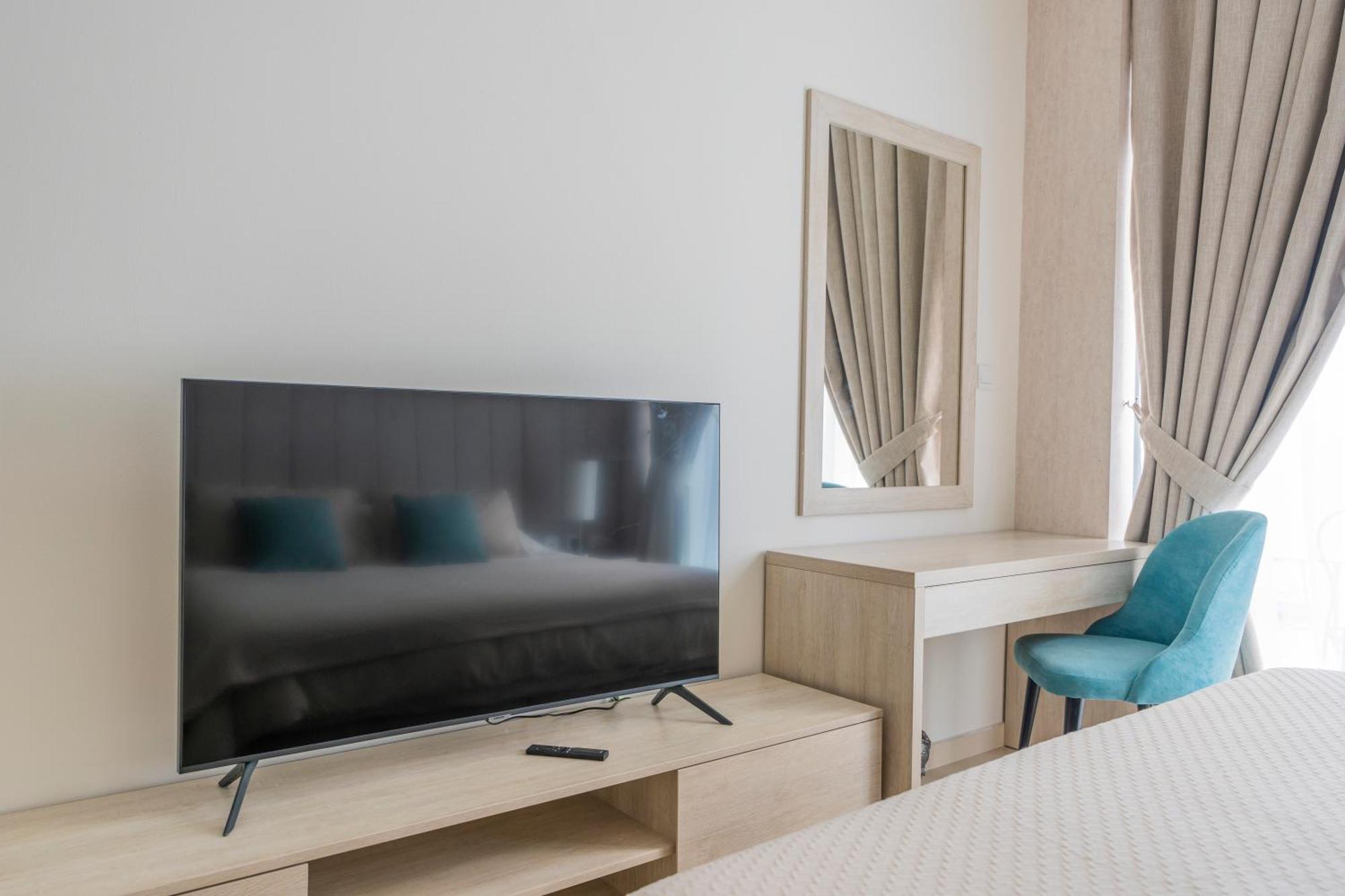 Studio With Pool And Private Beach Access On Palm Jumeirah Dubaj Kültér fotó
